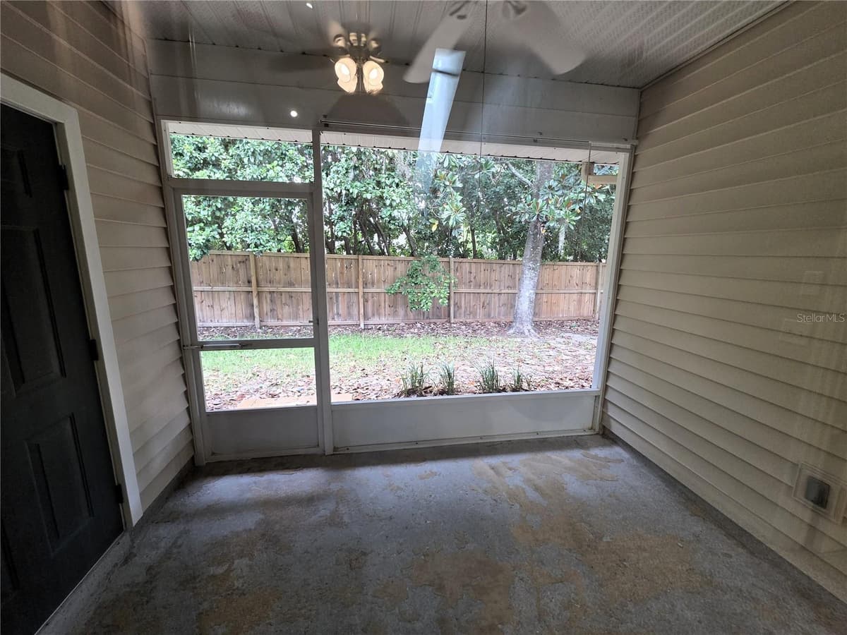 13200 NEWBERRY ROAD — photo 18 of 29