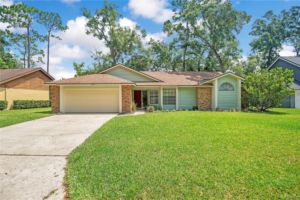 1237 LEATHERWOOD DRIVE — photo 1 of 34