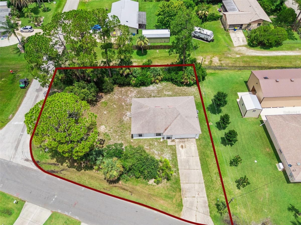 3403 QUEEN PALM DRIVE — photo 34 of 43