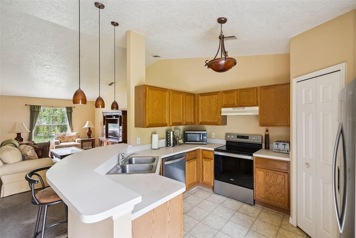 3403 QUEEN PALM DRIVE — photo 12 of 43