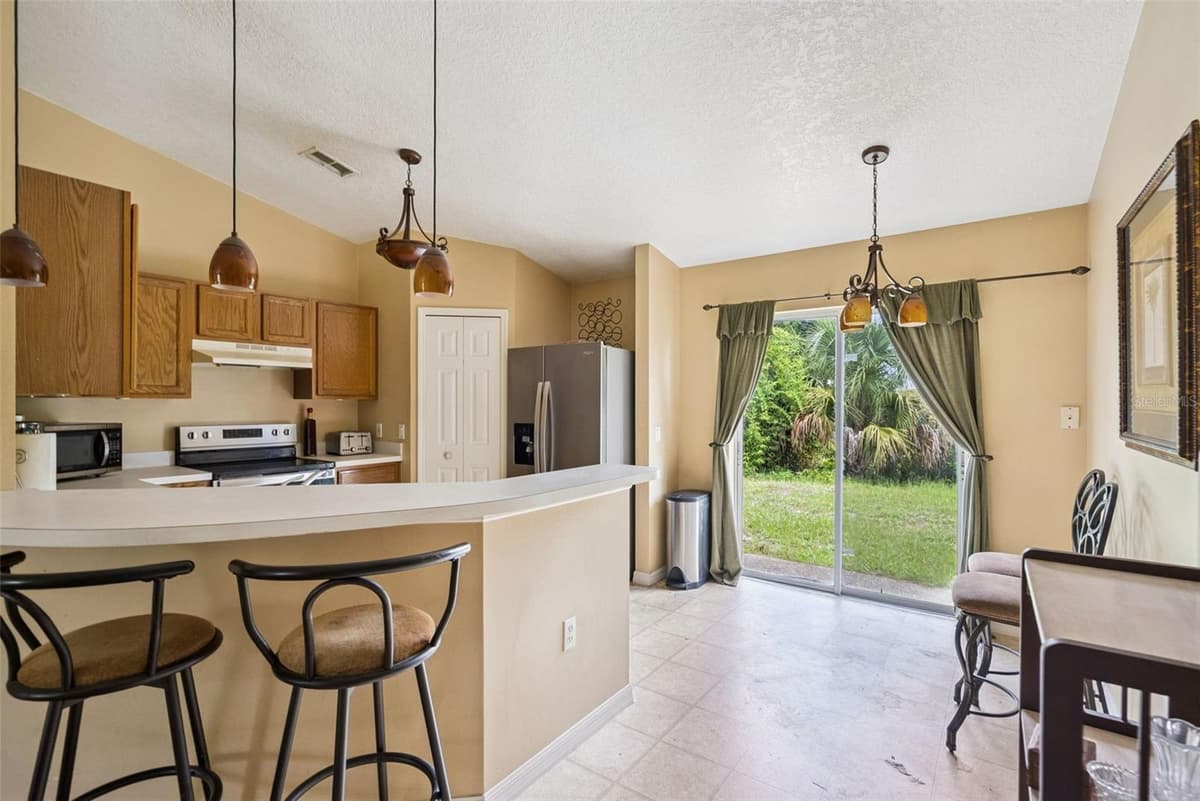 3403 QUEEN PALM DRIVE — photo 11 of 43