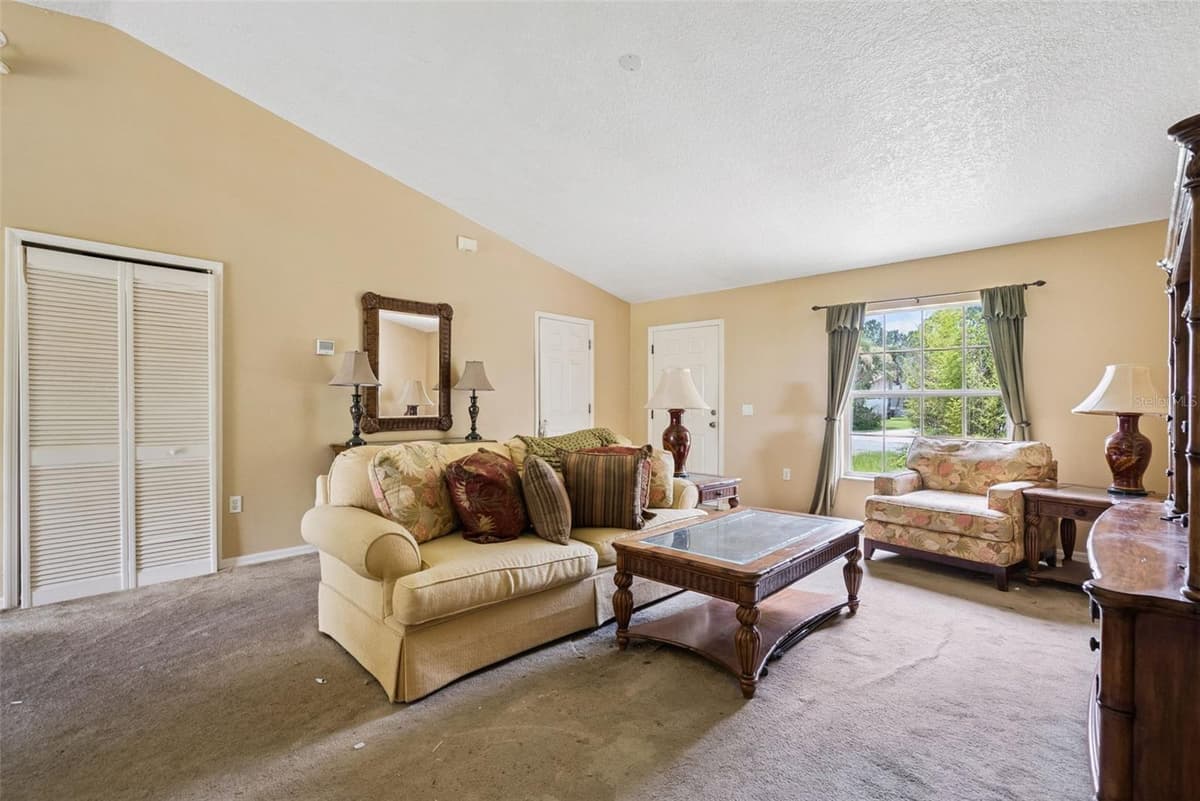3403 QUEEN PALM DRIVE — photo 5 of 43