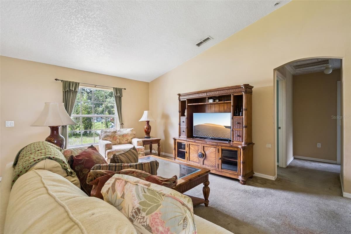 3403 QUEEN PALM DRIVE — photo 6 of 43