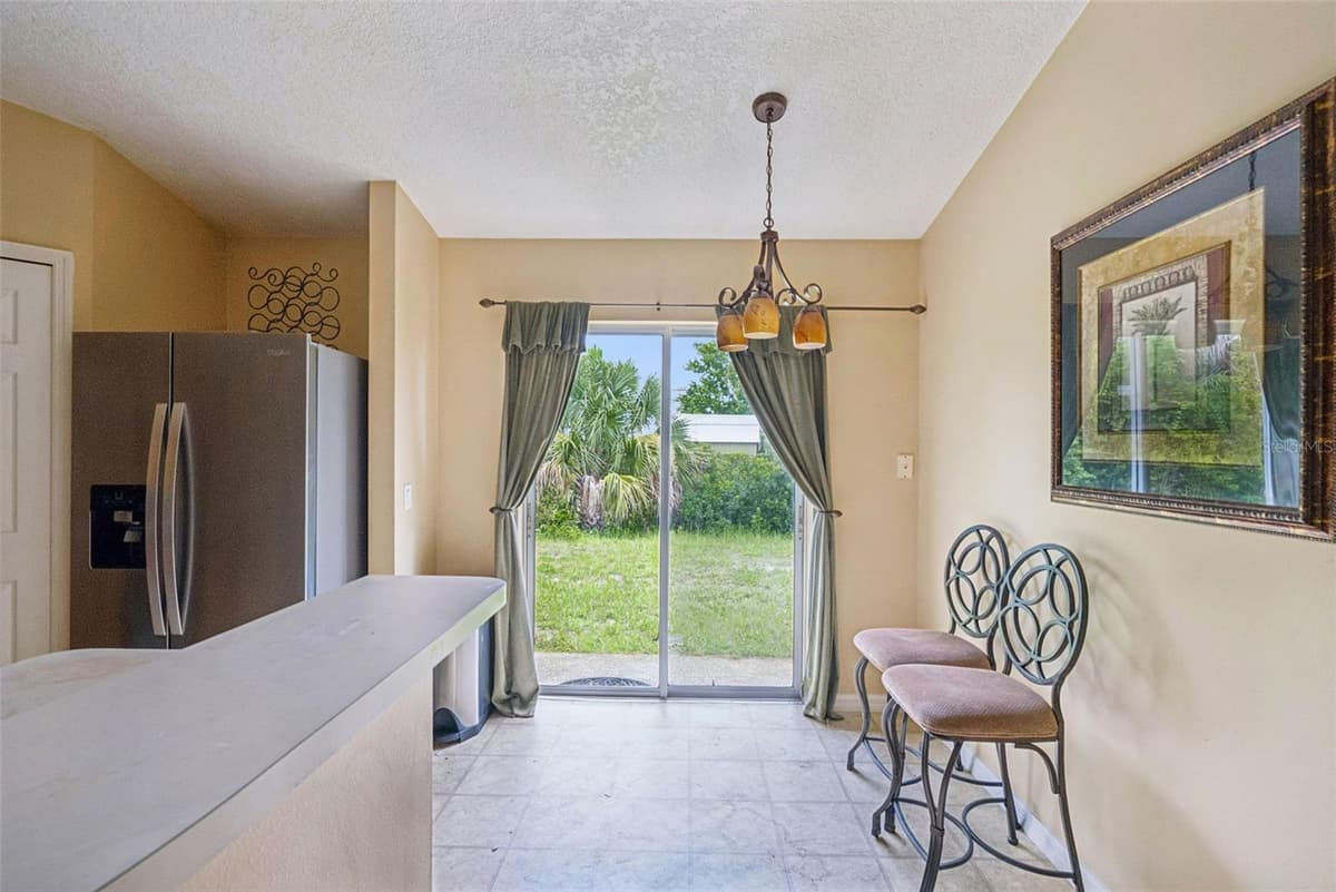 3403 QUEEN PALM DRIVE — photo 10 of 43