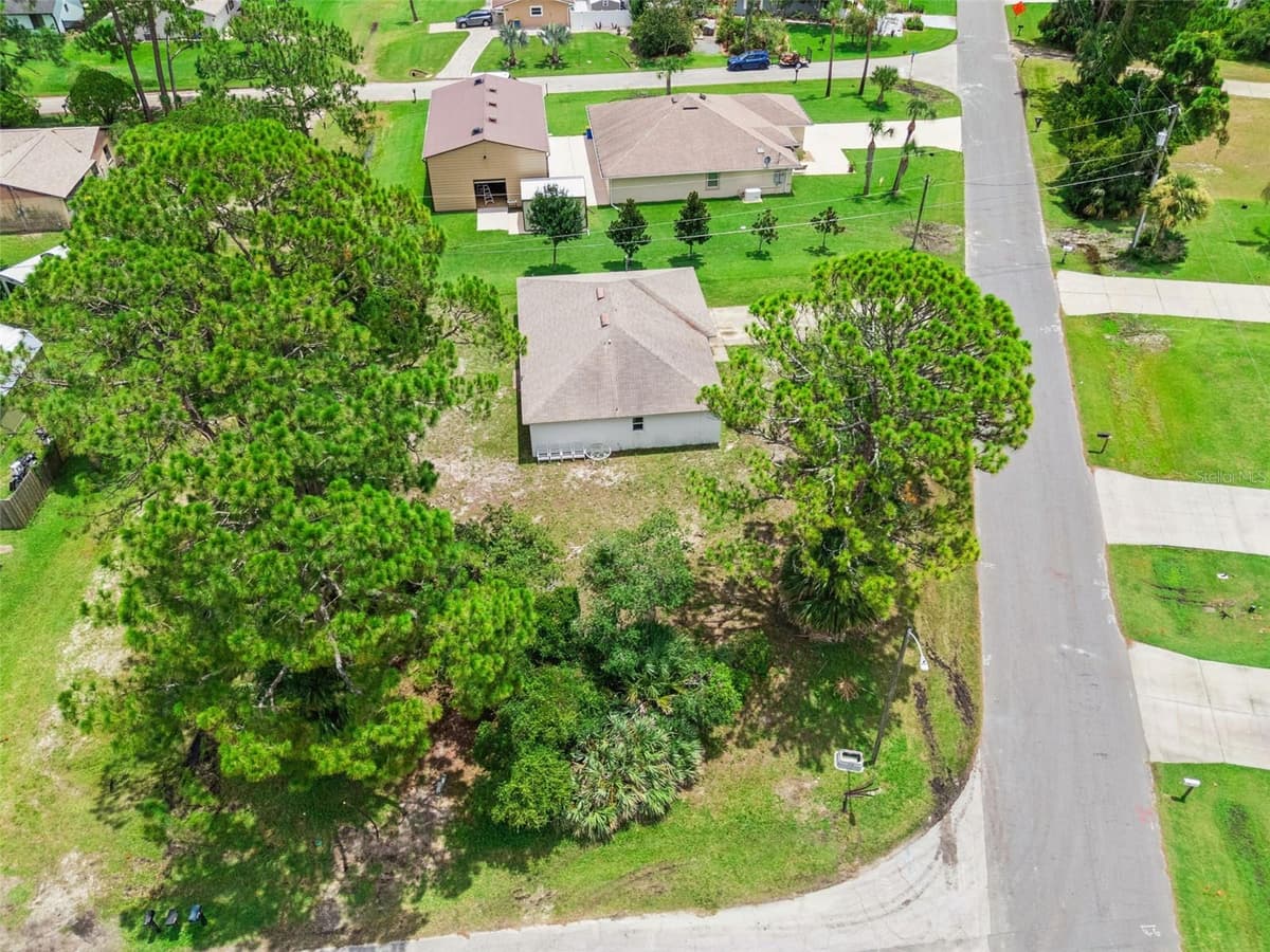 3403 QUEEN PALM DRIVE — photo 36 of 43