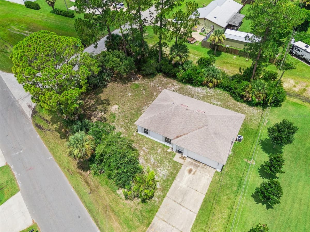 3403 QUEEN PALM DRIVE — photo 35 of 43