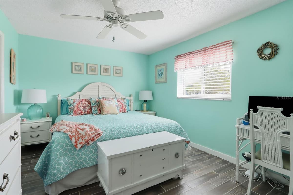 510 CIRCLEWOOD DRIVE — photo 15 of 19