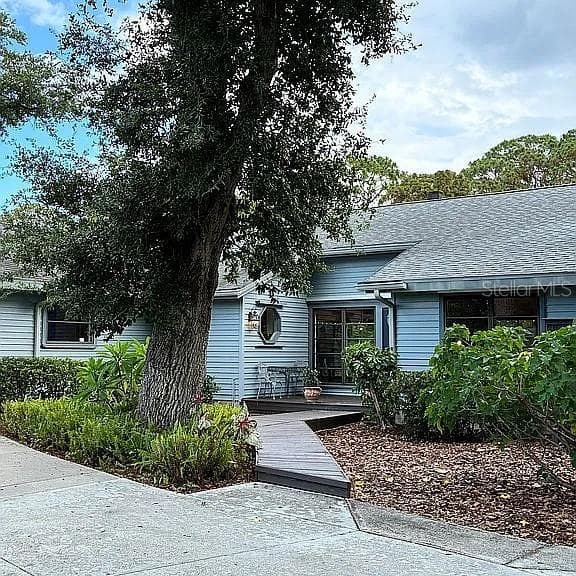 881 PINTO CIRCLE — photo 1 of 5