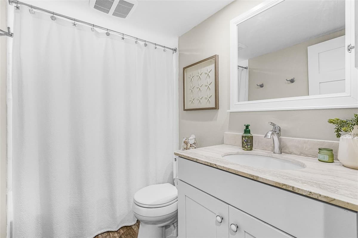 1135 LAKE HOUSE CIRCLE — photo 21 of 29