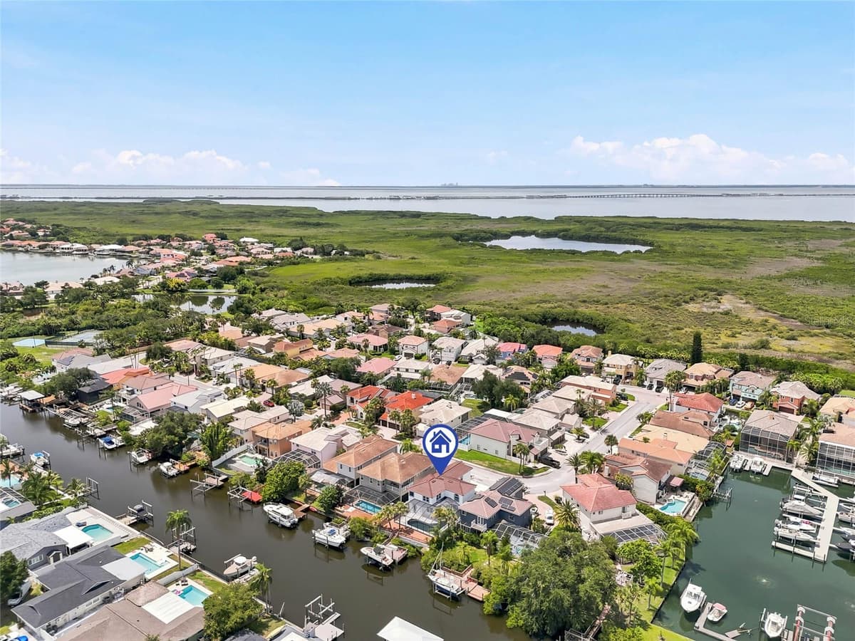 10627 HATTERAS DRIVE — photo 80 of 83