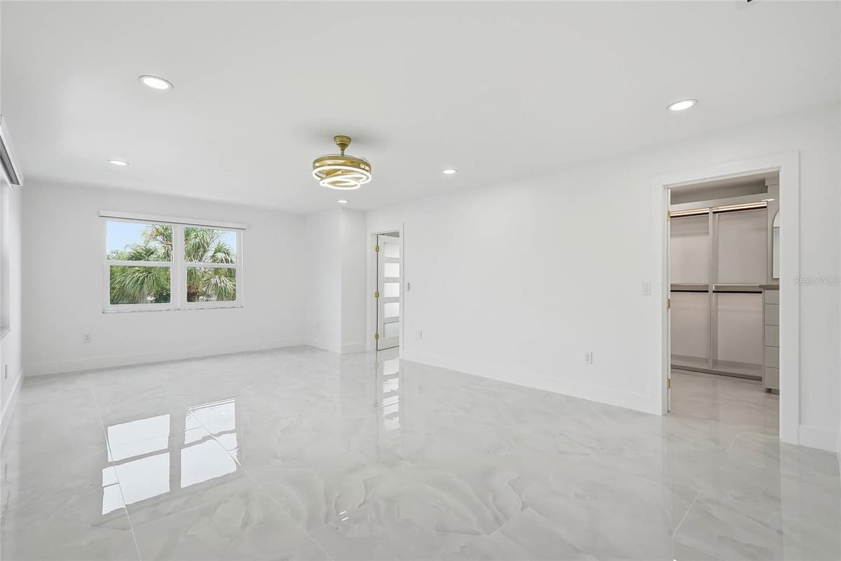 10627 HATTERAS DRIVE — photo 37 of 83