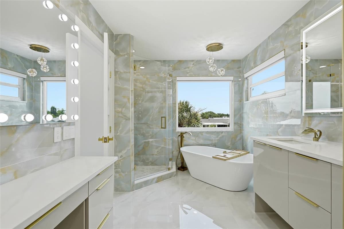 10627 HATTERAS DRIVE — photo 43 of 83