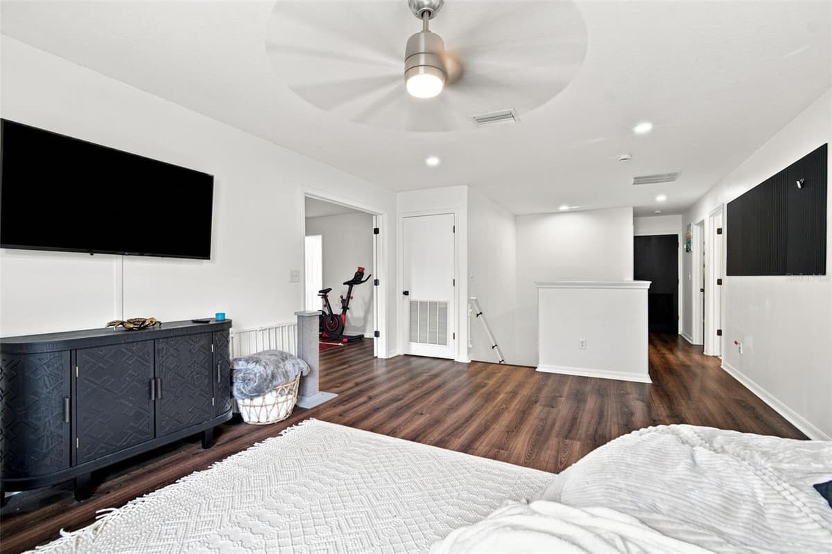 428 CHIMNEY ROCK DRIVE — photo 35 of 76