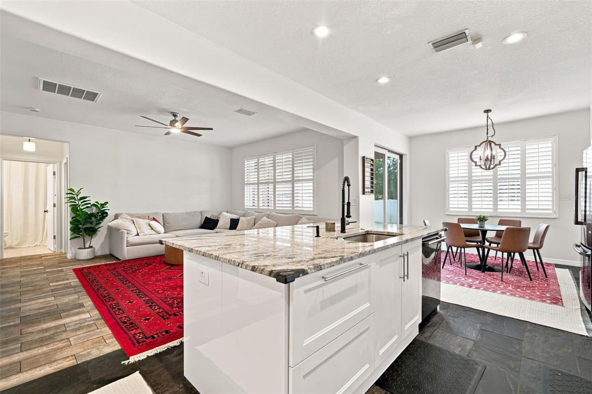428 CHIMNEY ROCK DRIVE — photo 20 of 76