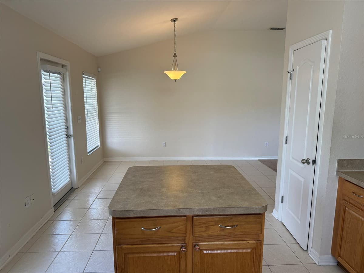 4112 ISLAND LAKES DRIVE — photo 35 of 72