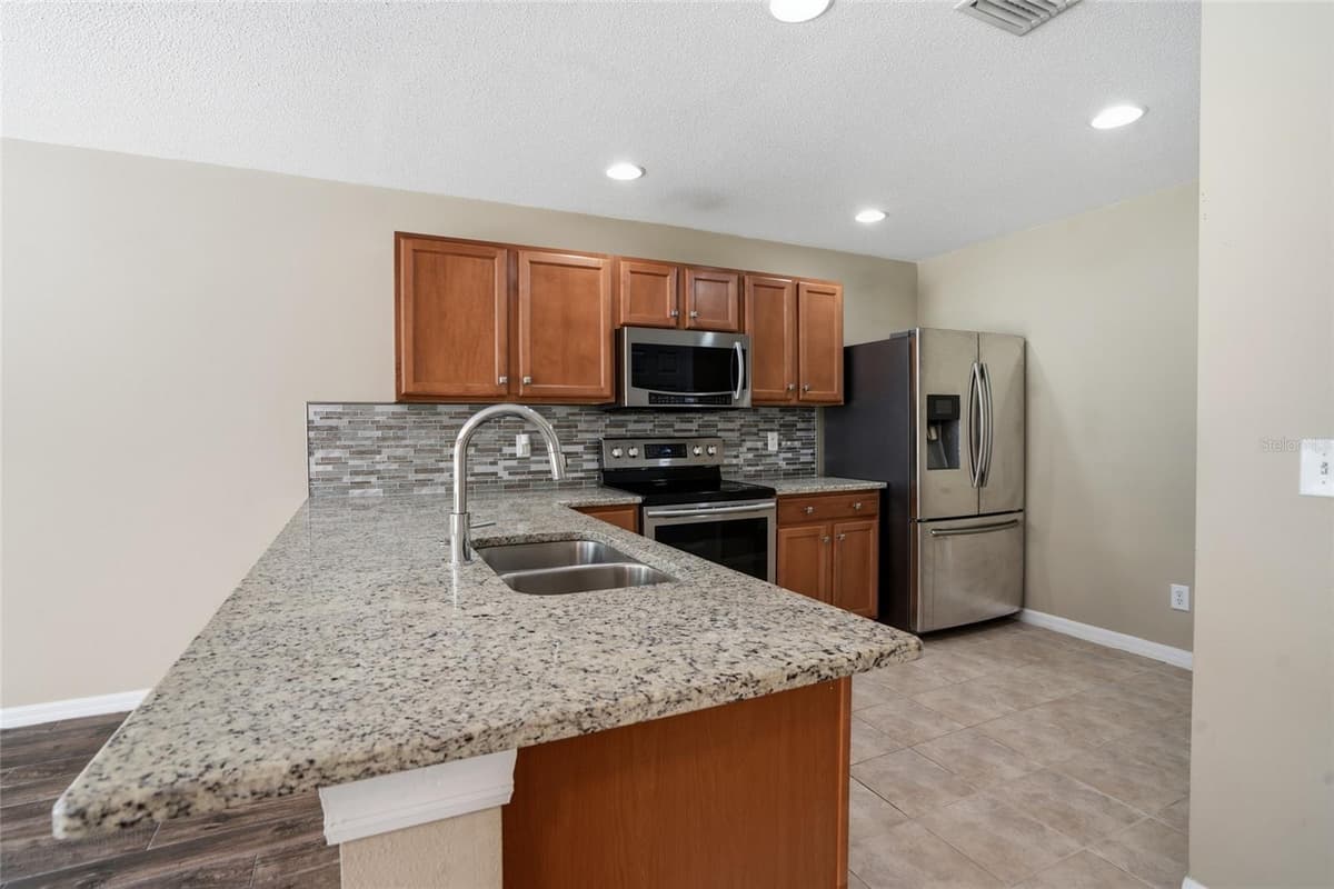 4610 WINDING RIVER WAY — photo 12 of 38