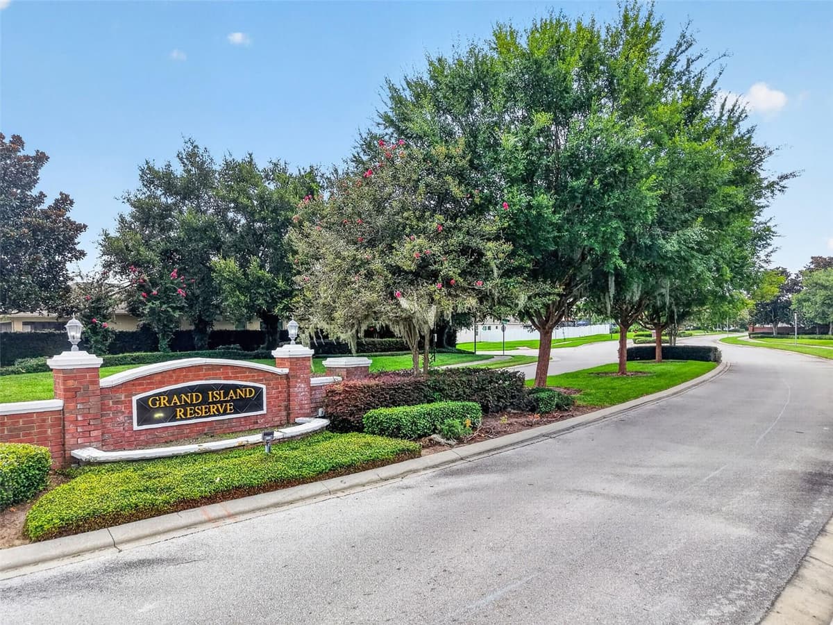 3115 ZANDER DRIVE — photo 41 of 41