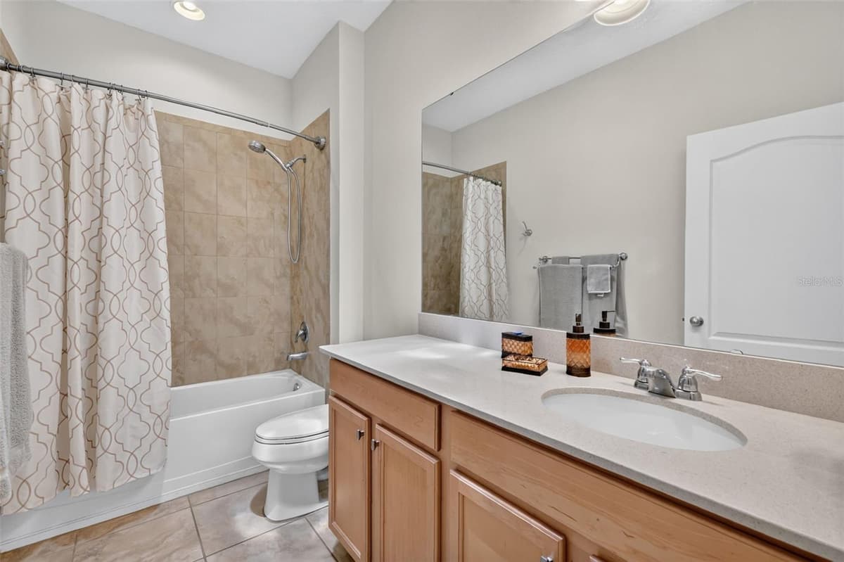 3115 ZANDER DRIVE — photo 23 of 41