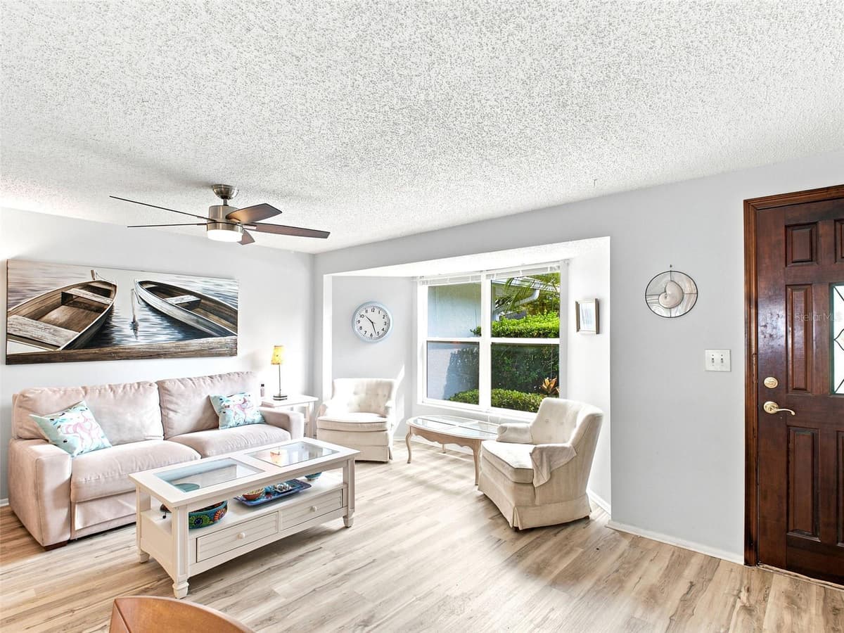 1071 PERSIMMON DRIVE — photo 7 of 47