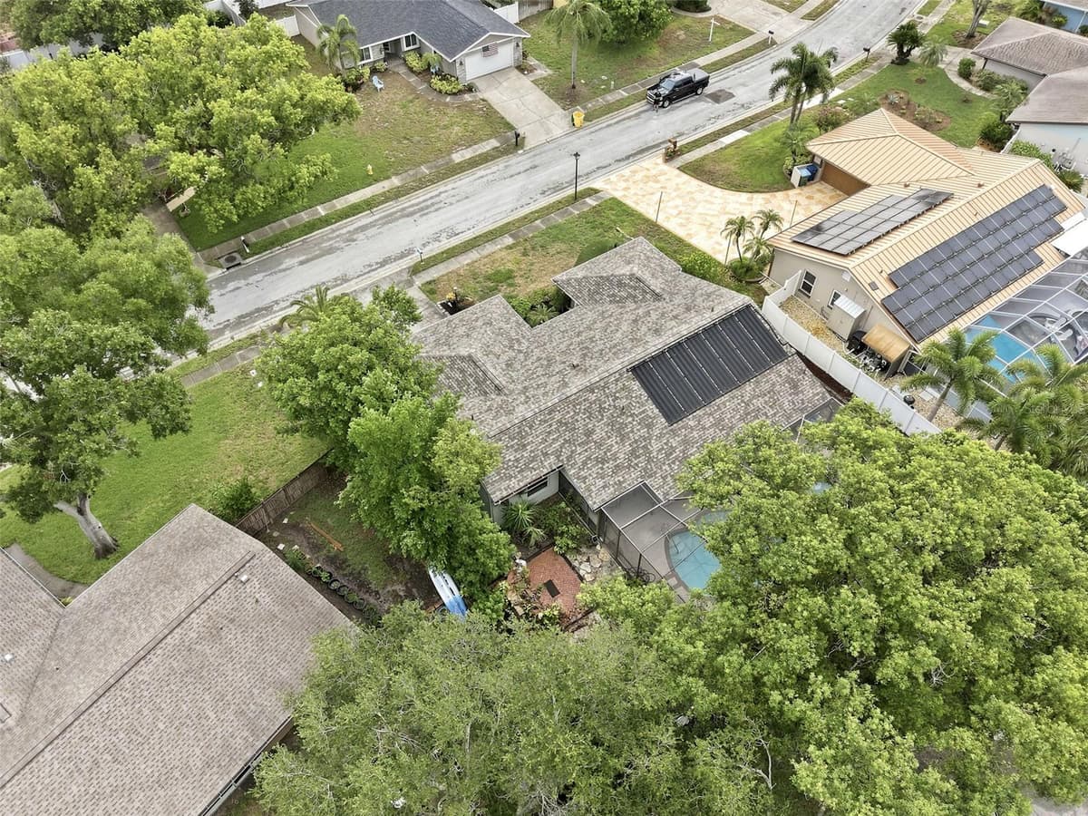 1071 PERSIMMON DRIVE — photo 45 of 47