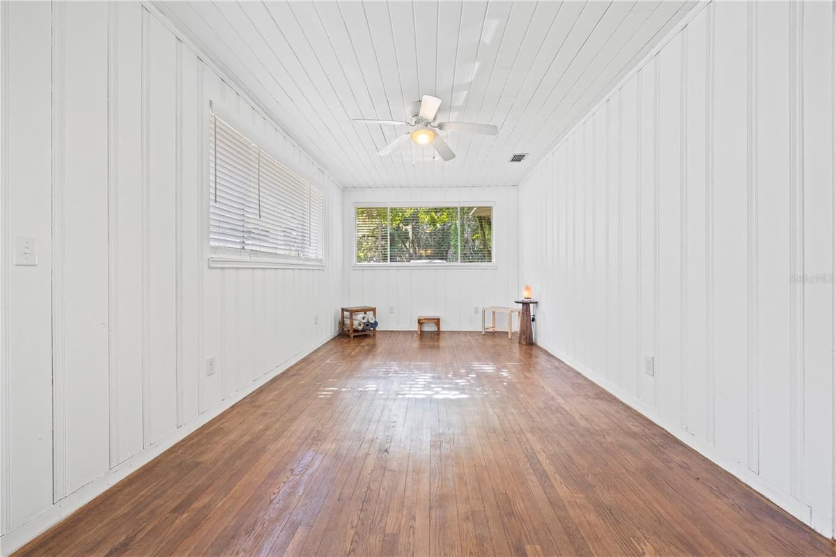 1443 VALE COURT — photo 20 of 30