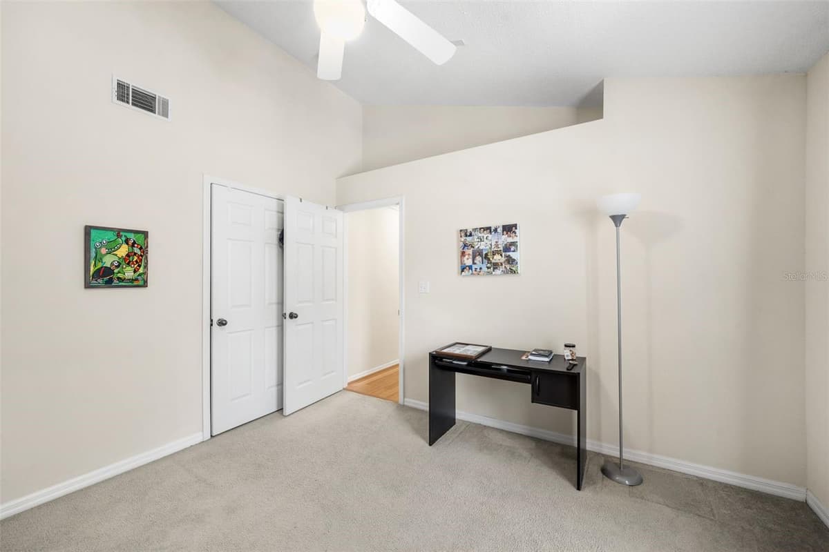 10000 52ND AVENUE — photo 19 of 27