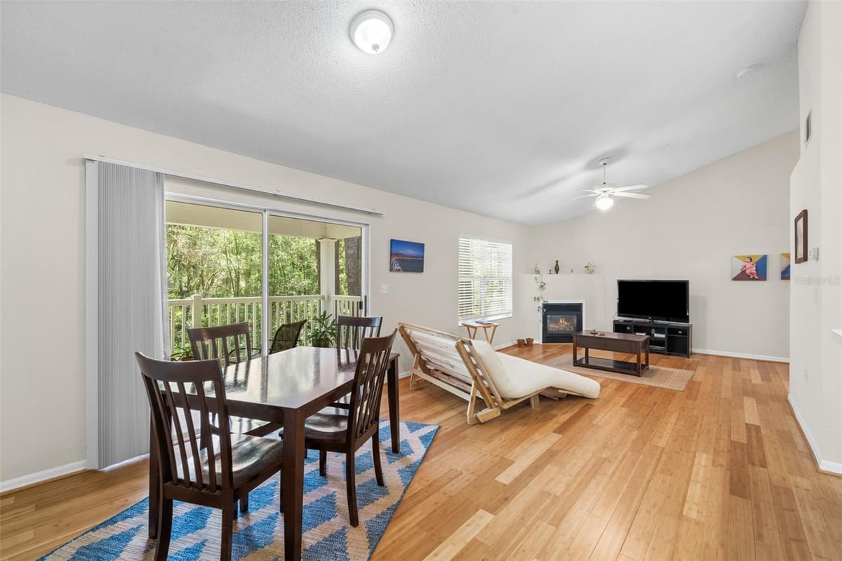 10000 52ND AVENUE — photo 4 of 27