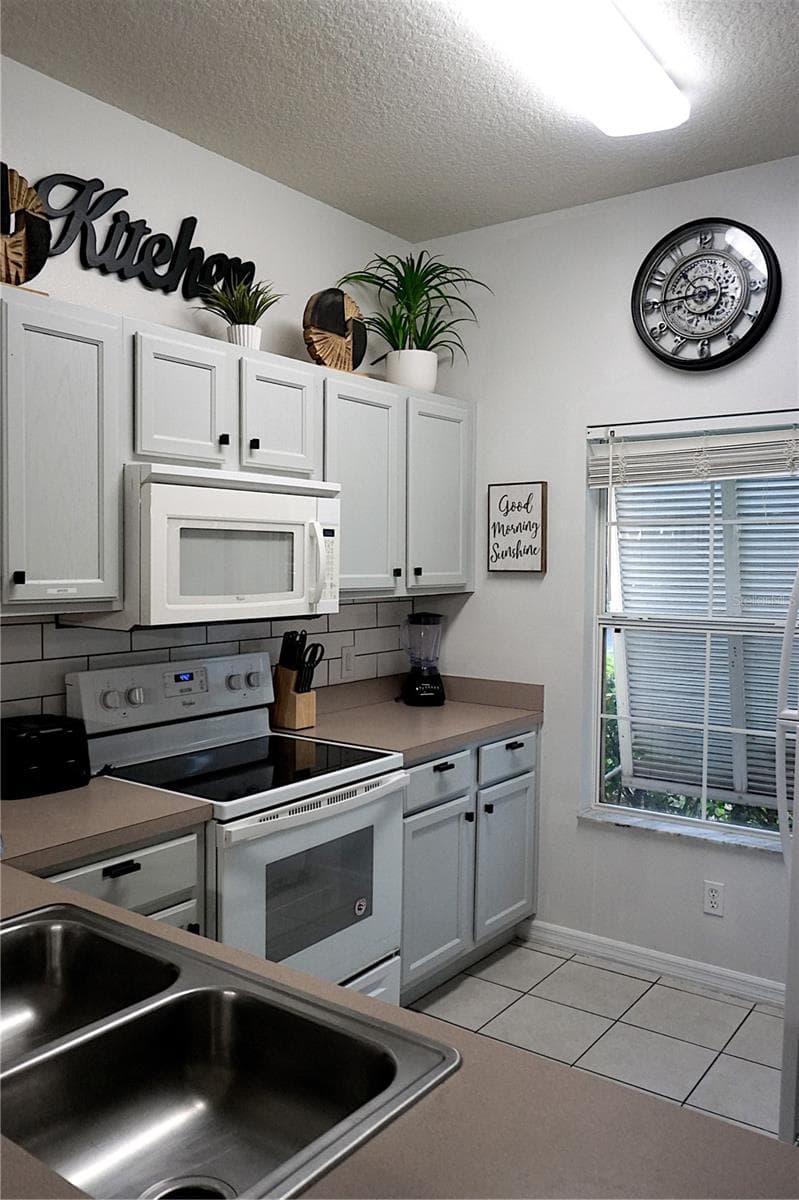 8529 BAY LILLY LOOP — photo 5 of 16