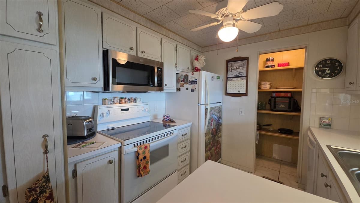 5406 BALI COURT — photo 3 of 12