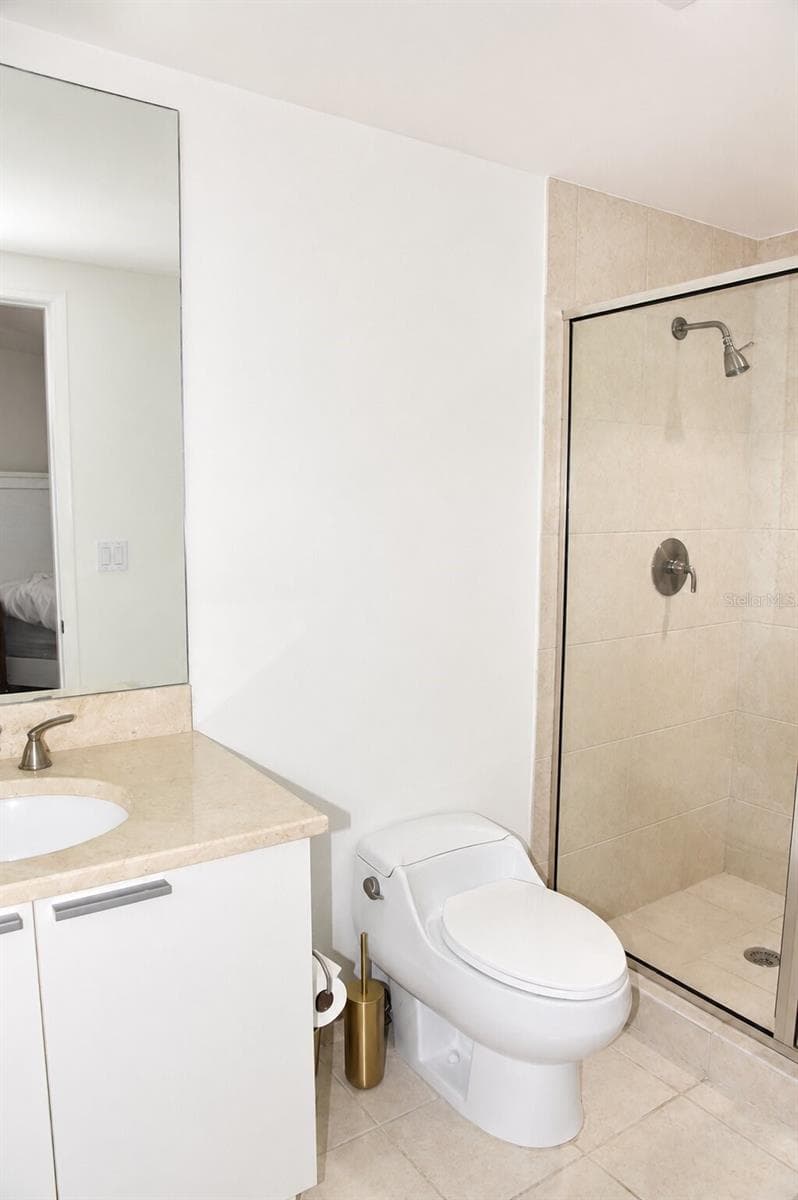 241 RIVERSIDE DRIVE — photo 19 of 22