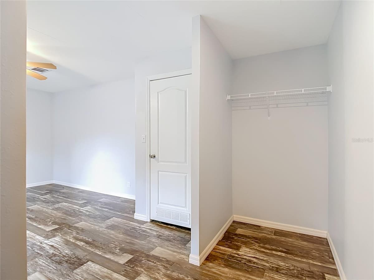 2908 KINGSWOOD CIRCLE — photo 40 of 54