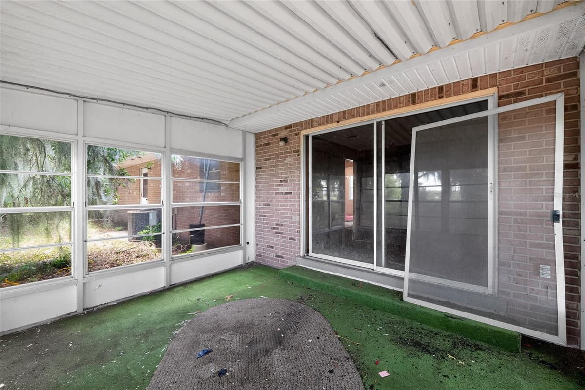 320 LAKE MILLSITE ROAD — photo 15 of 27