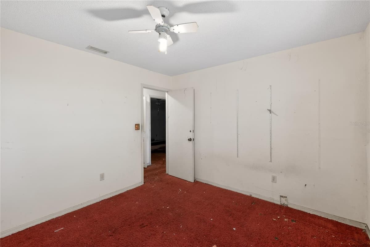 320 LAKE MILLSITE ROAD — photo 5 of 27