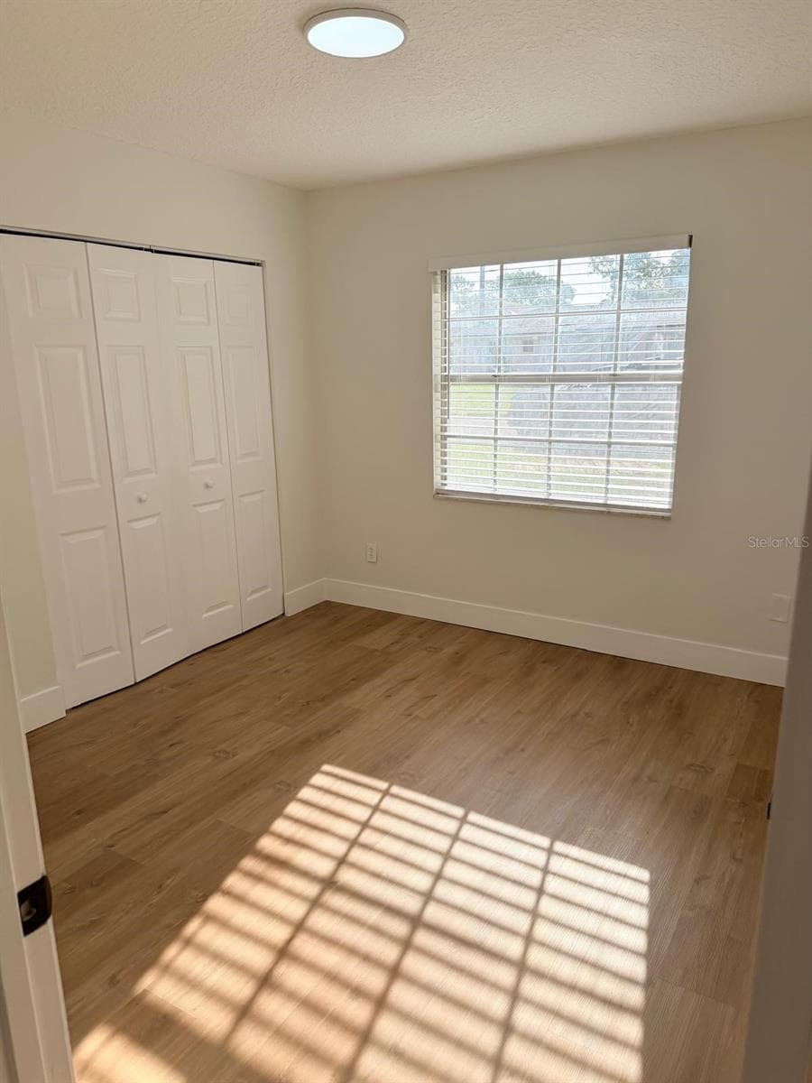 115 MEADOWFIELD LANE — photo 11 of 20