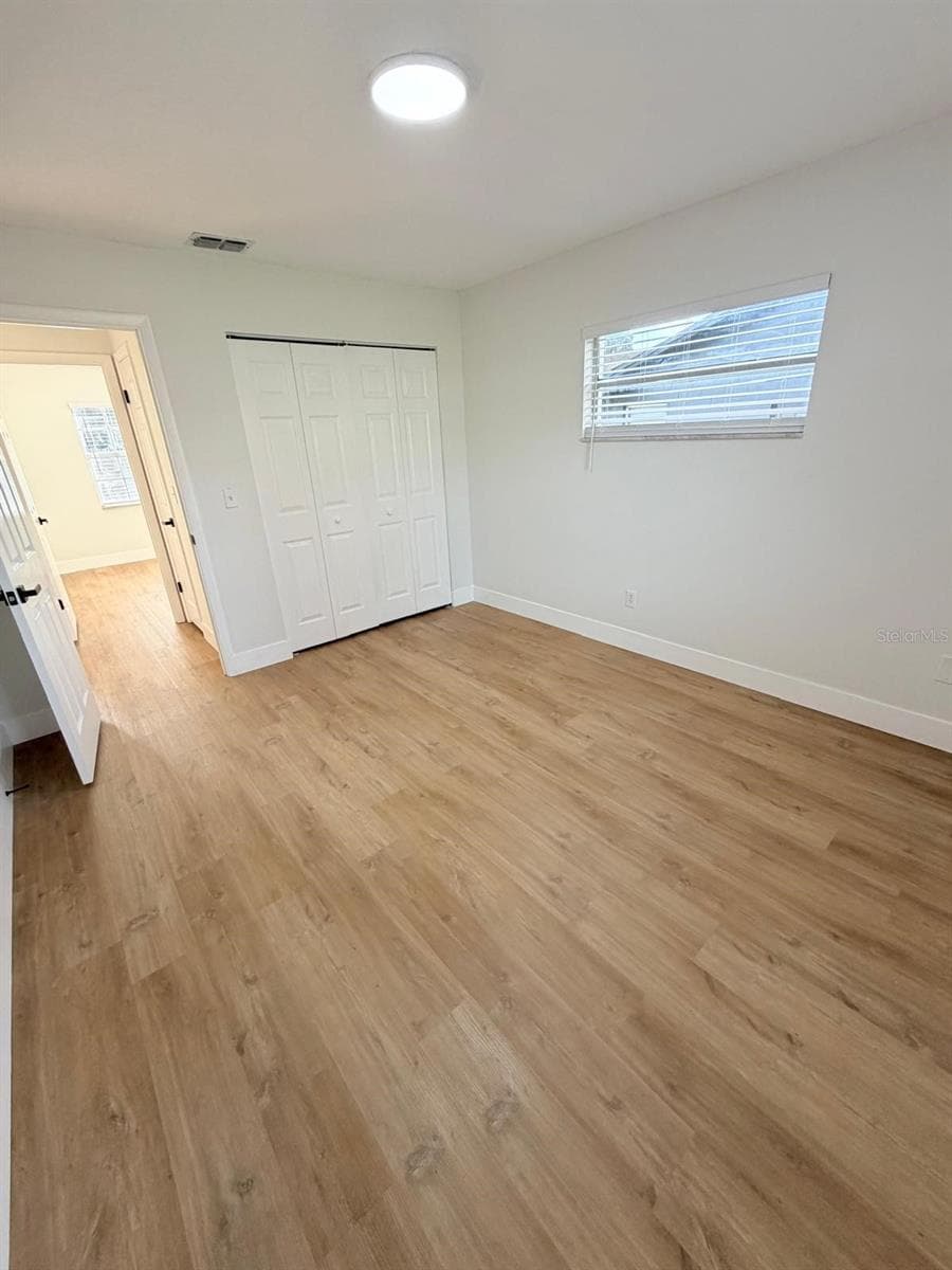 115 MEADOWFIELD LANE — photo 14 of 20