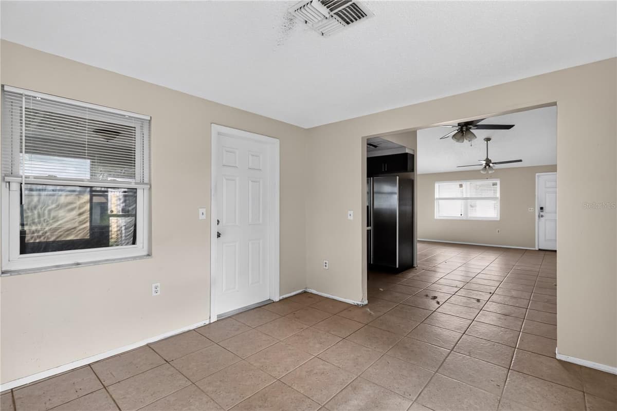7036 ASHWOOD DRIVE — photo 21 of 30