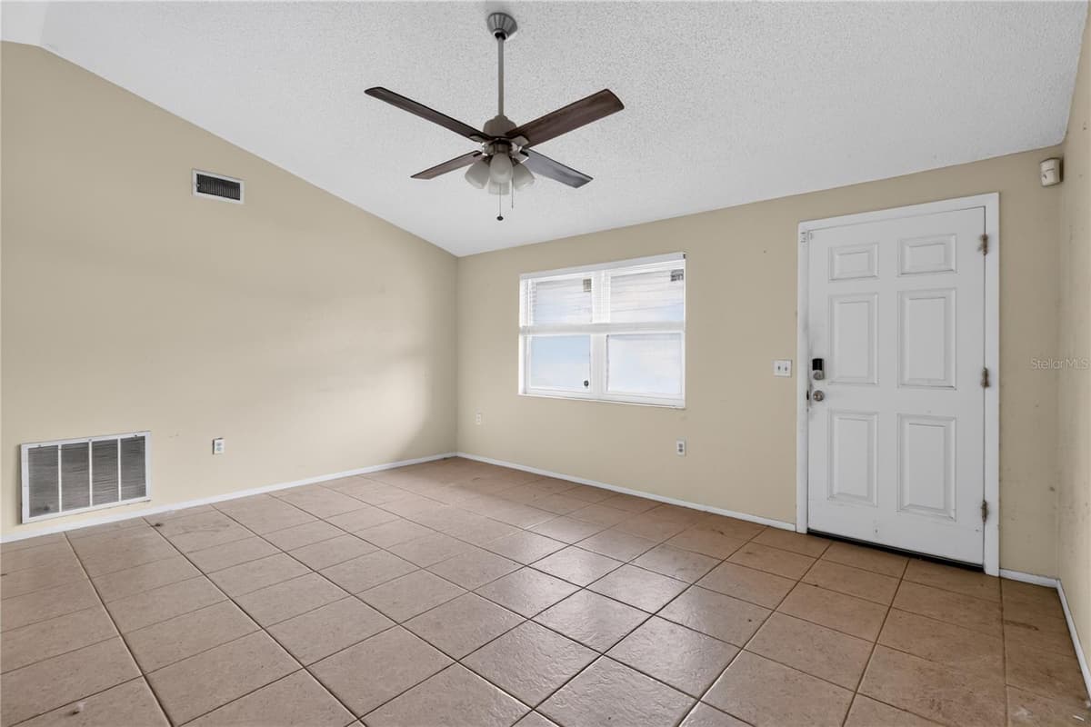 7036 ASHWOOD DRIVE — photo 26 of 30
