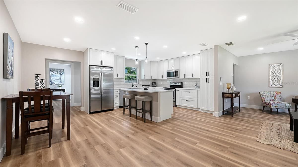 2329 ROSE STREET — photo 7 of 50