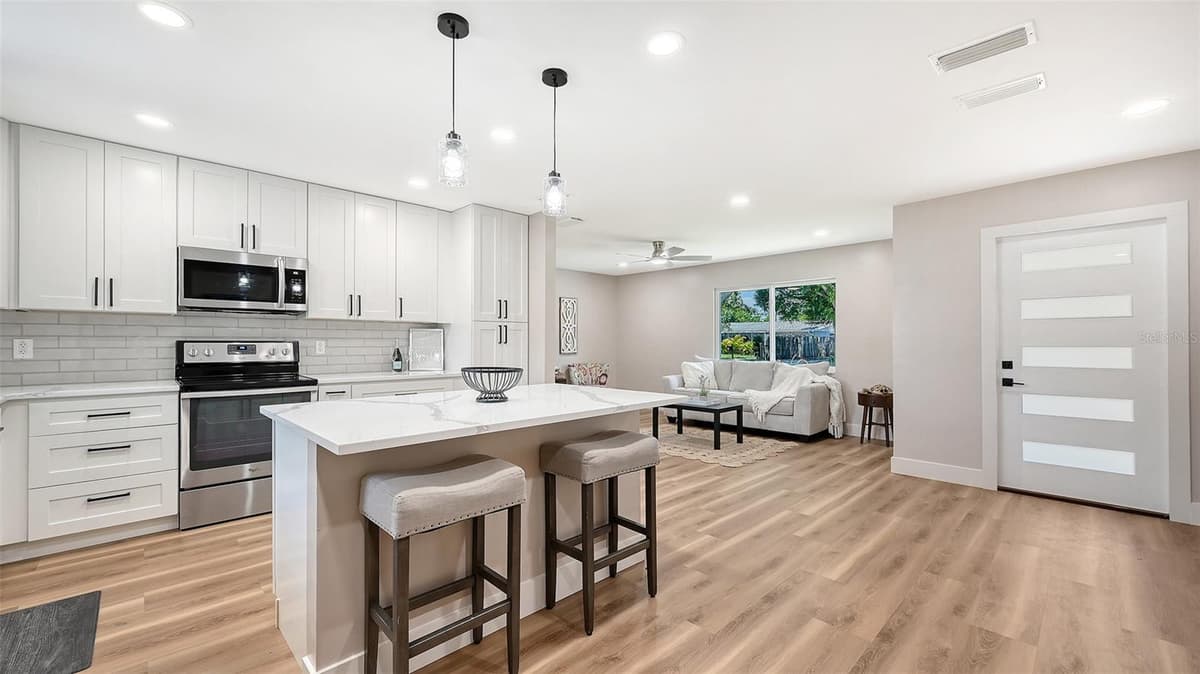 2329 ROSE STREET — photo 8 of 50