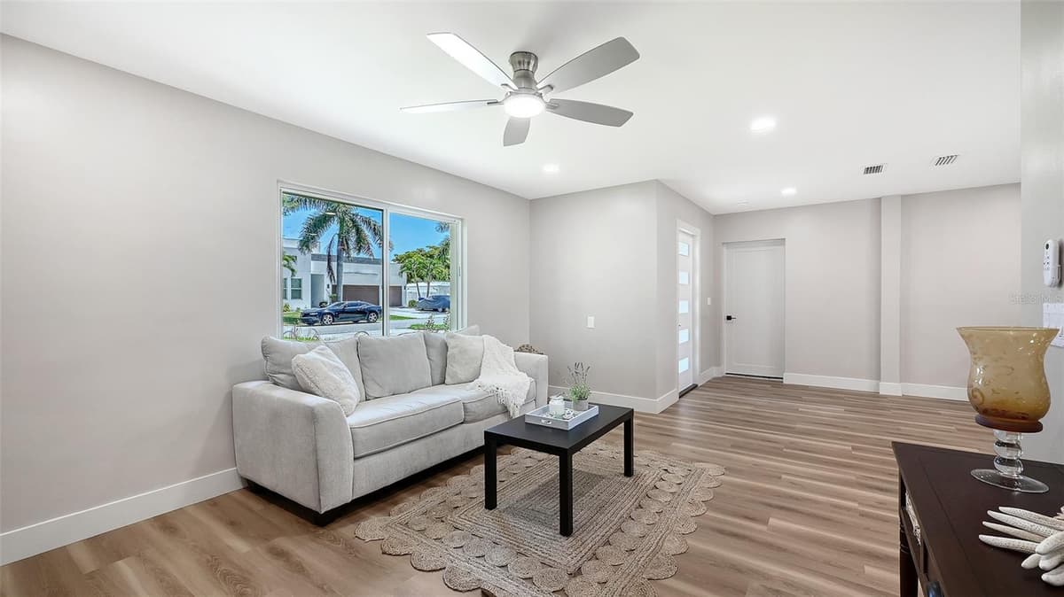 2329 ROSE STREET — photo 15 of 50
