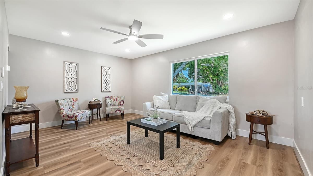 2329 ROSE STREET — photo 13 of 50