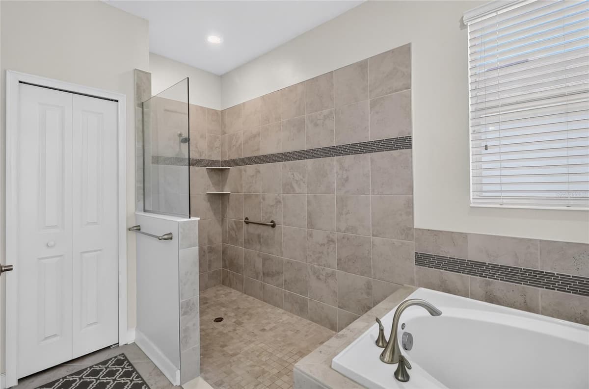 3973 BEDFORD AVENUE — photo 22 of 46