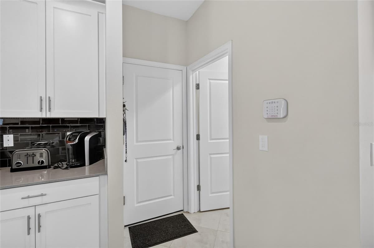 3973 BEDFORD AVENUE — photo 14 of 46