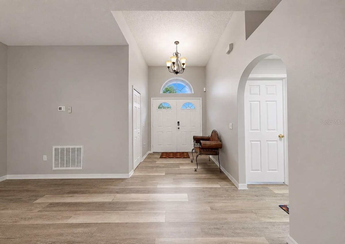 12740 LAKE VISTA DRIVE — photo 2 of 43