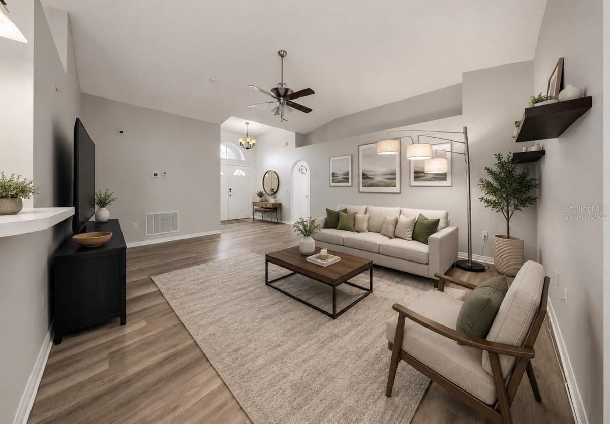 12740 LAKE VISTA DRIVE — photo 3 of 43