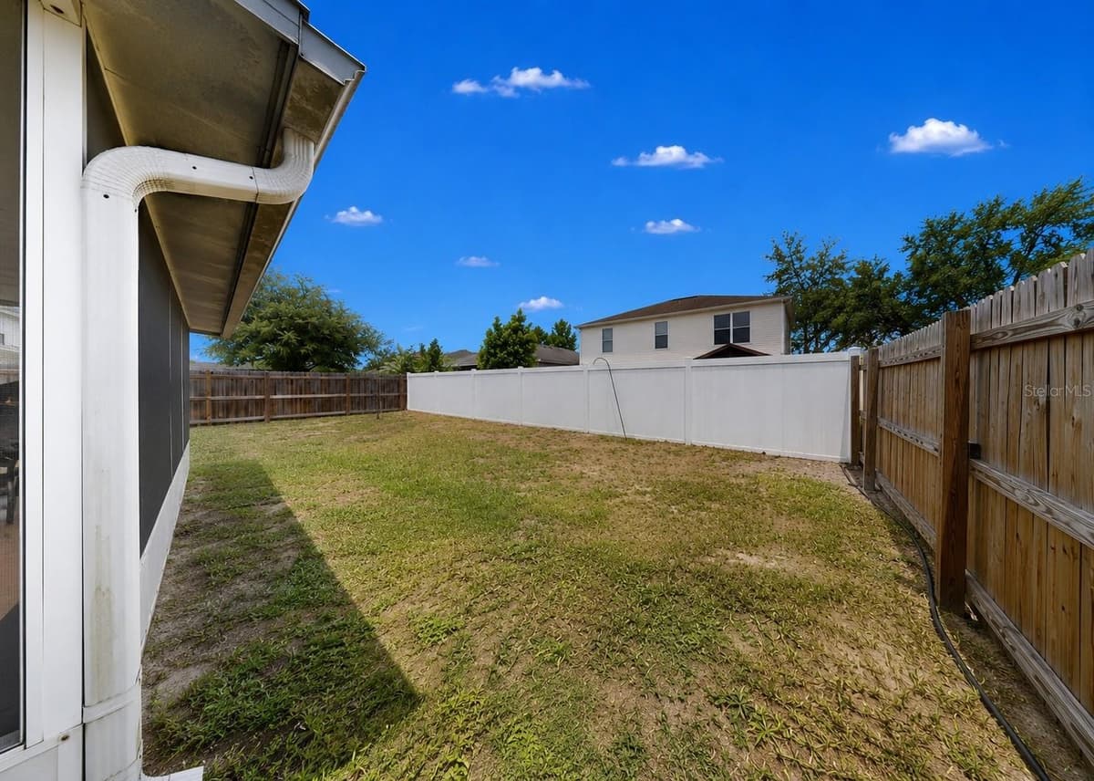 12740 LAKE VISTA DRIVE — photo 41 of 43