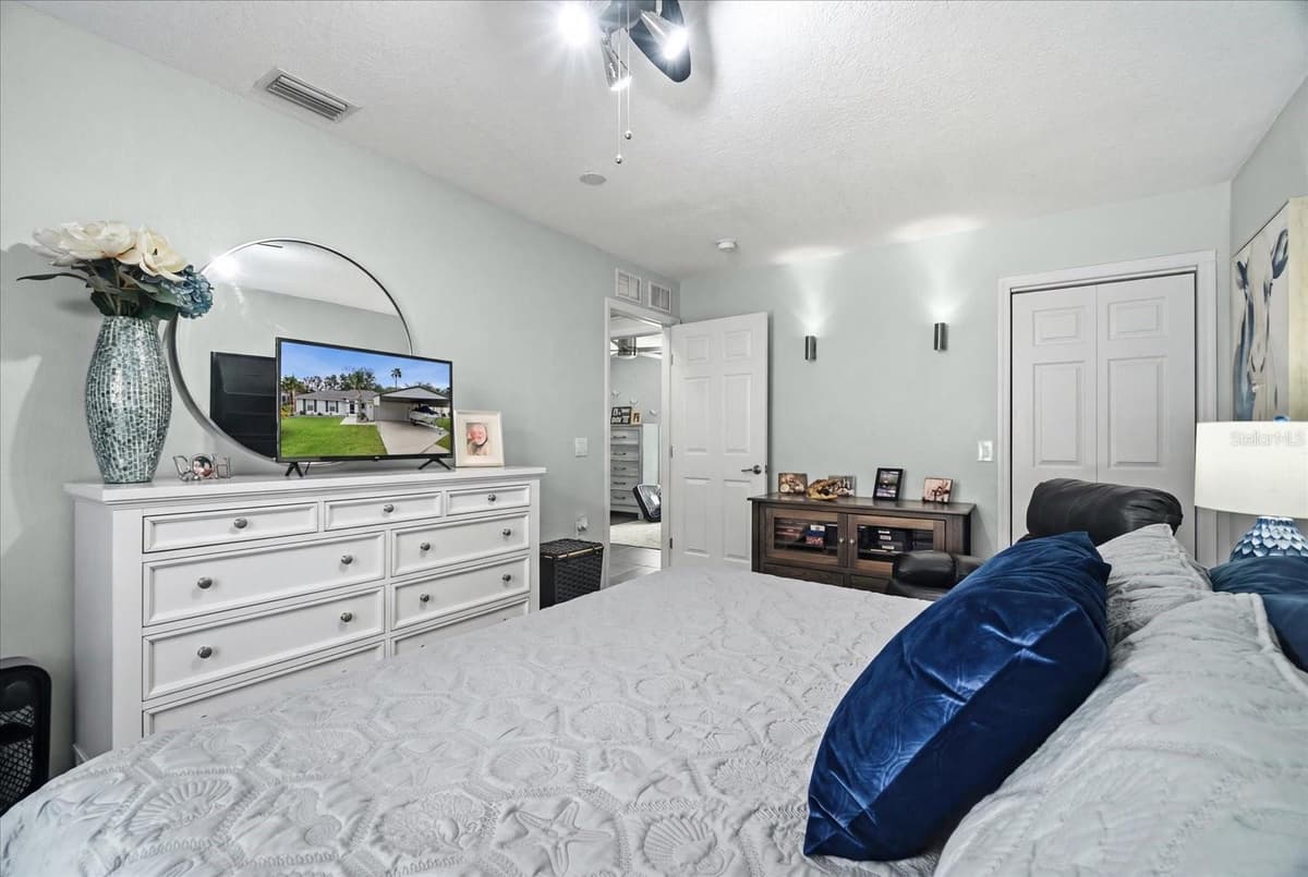 4457 AVOCET COURT — photo 21 of 48
