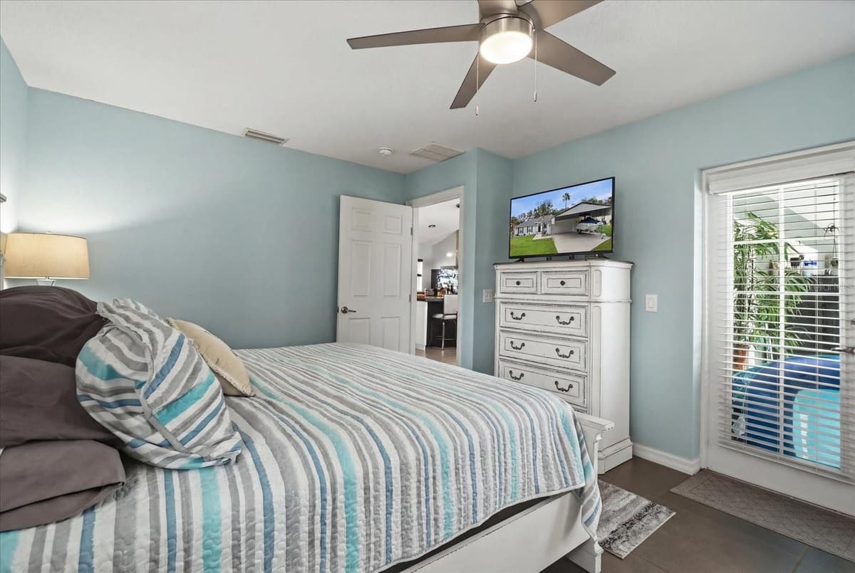 4457 AVOCET COURT — photo 24 of 48