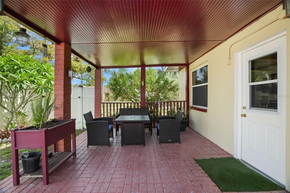 1564 SANTA MONICA DRIVE — photo 21 of 34