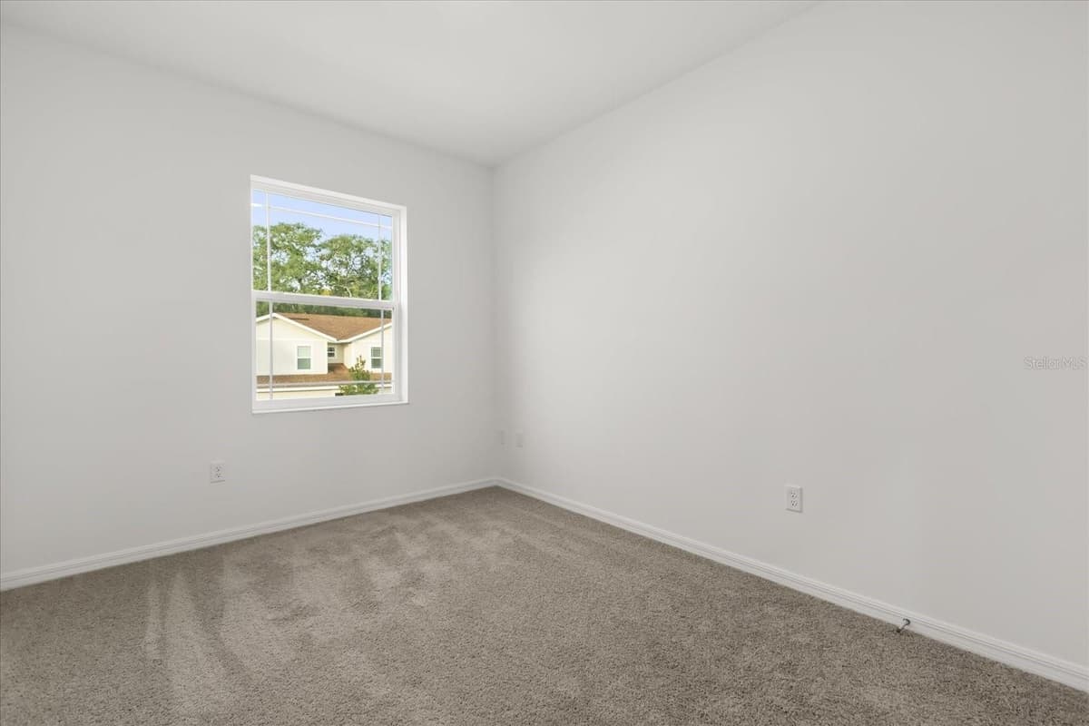 915 LAKEFRONT VILLAGE DRIVE — photo 11 of 30